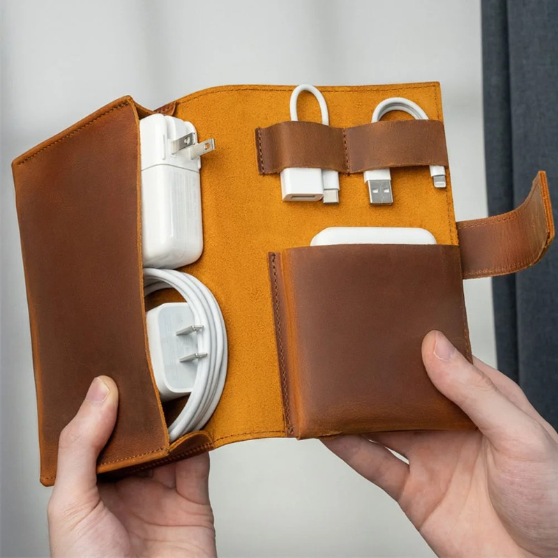 تخصيص شخصية الهاتف المحمول الل - مراجعة Tablet And Accessories Bag وسعره